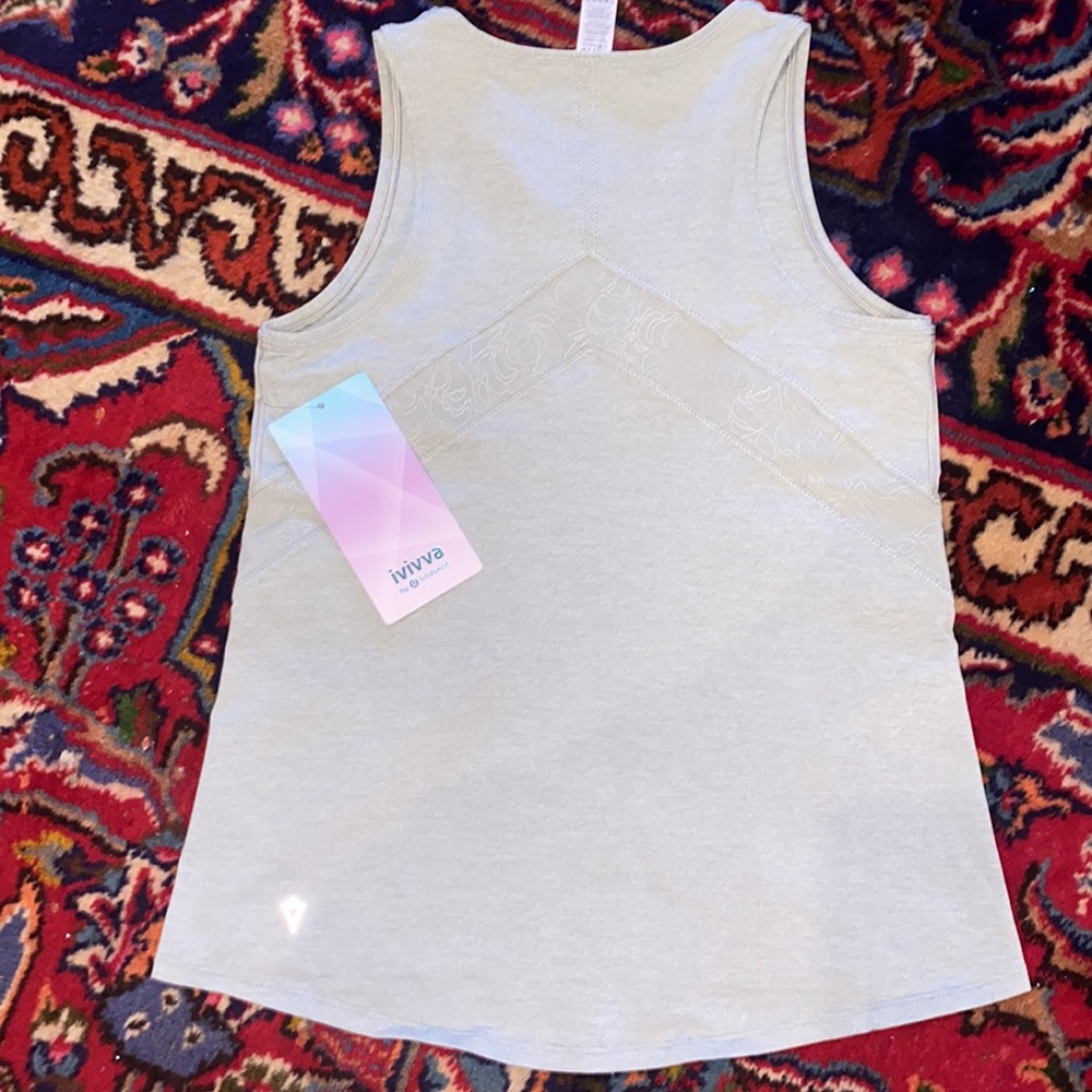 NWT IVIVVA Lululemon Flow With Grace Tank Girls Sz 12